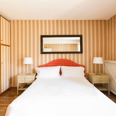 Montenapoleone - Sant Andrea Charme Penthouse Milan Exterior photo
